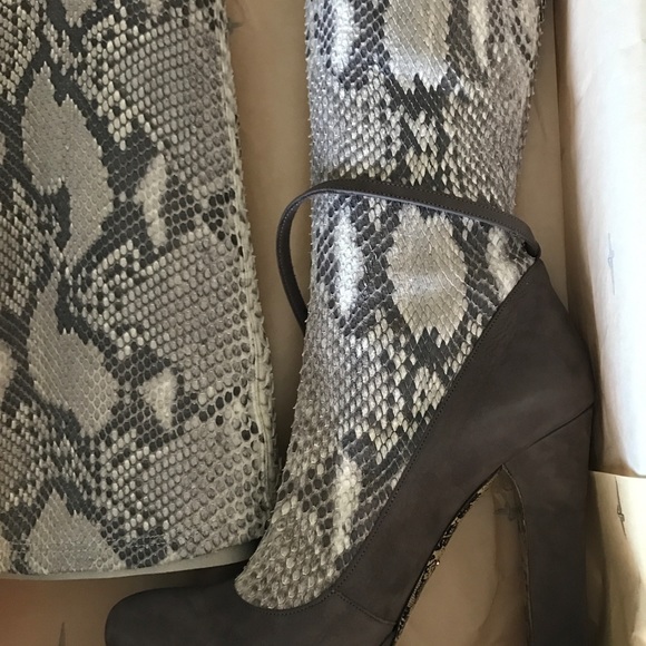 Cesare Paciotti Women's python boots, size 10 - Picture 4 of 8